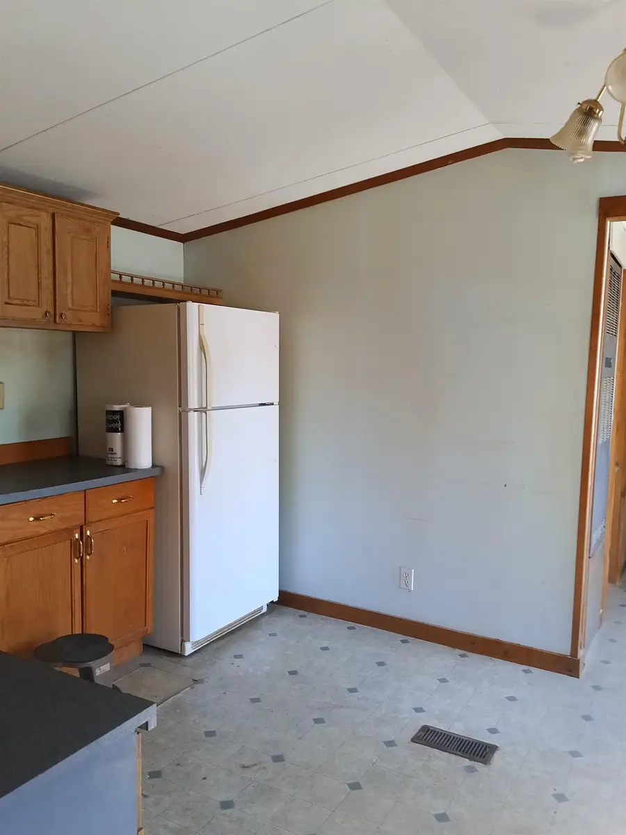 23 Deepwood Park, Brattleboro, VT 05301 - #3