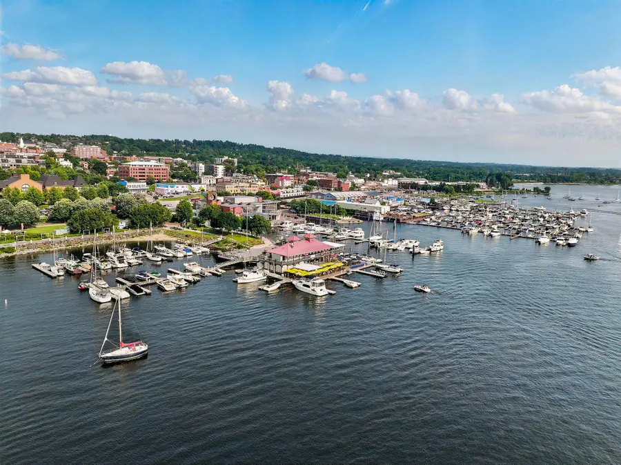 35 Cherry Street #Unit 404, Burlington, VT 05401 - #2