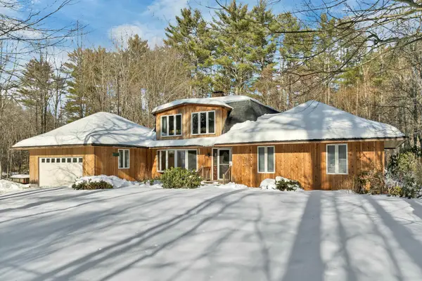 5 Circle Point Road, Sanbornton, NH 03269