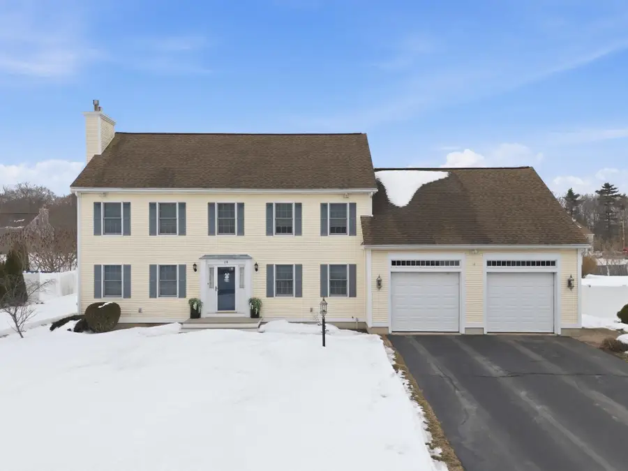 19 Viola Circle, Seabrook, NH 03874 - #3