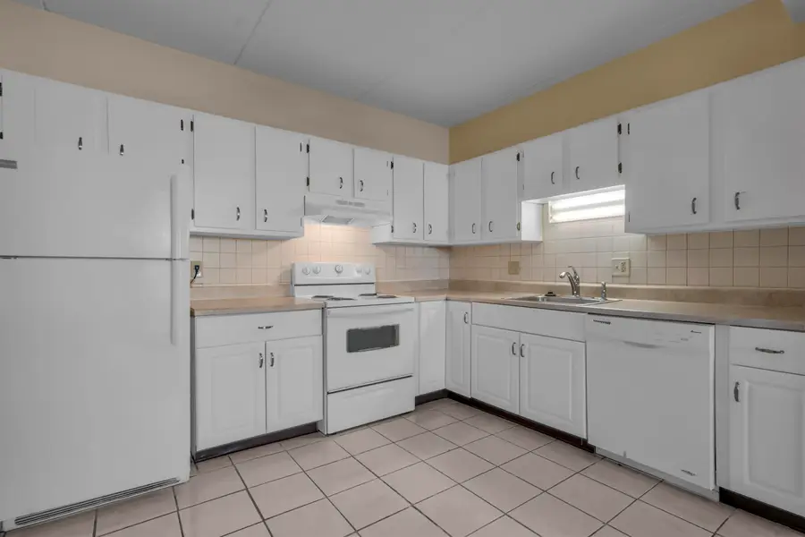 80 N. Warren Street #30, Woburn, MA 01801 - #3