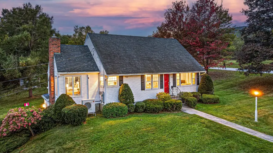 706 Jefferson Heights, Bennington, VT 05201 - #2