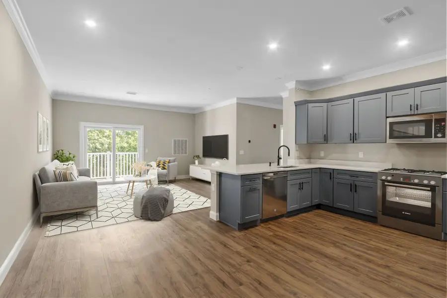 10100 S Willow Street #314, Manchester, NH 03103 - #2