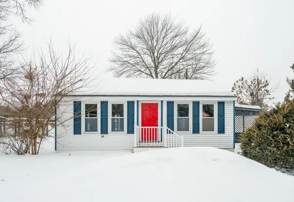 5 Nottingwood Lane, Merrimack, NH 03054