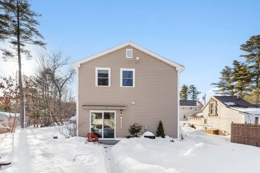 15 King Street, Salem, NH 03079 - #2