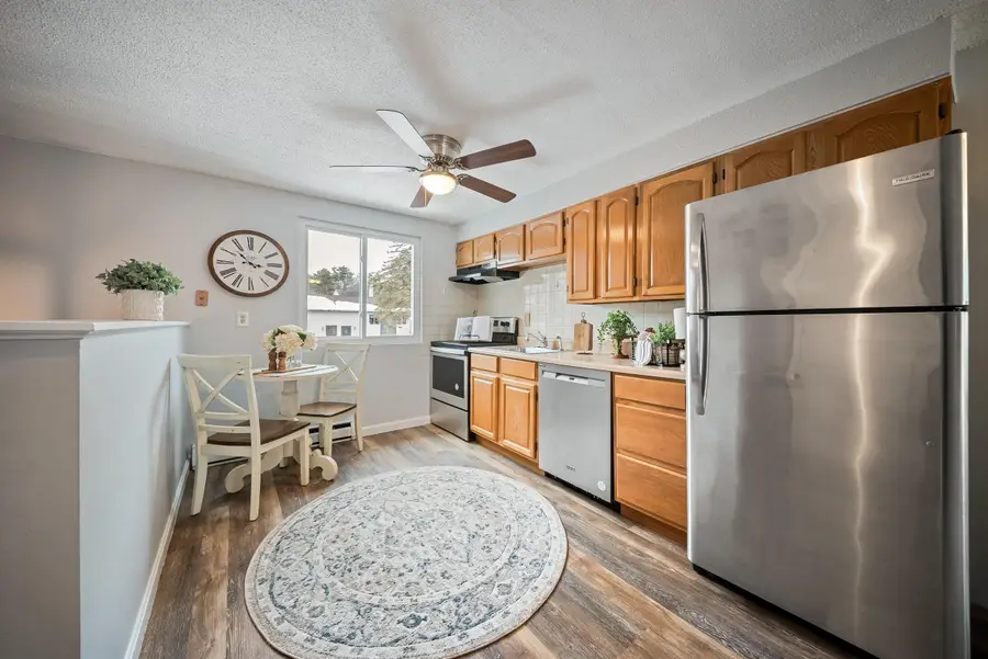 905 Mammoth Road, Manchester, NH 03104 - #2