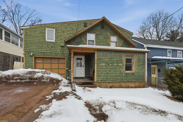 446 Colchester Avenue, Burlington, VT 05401