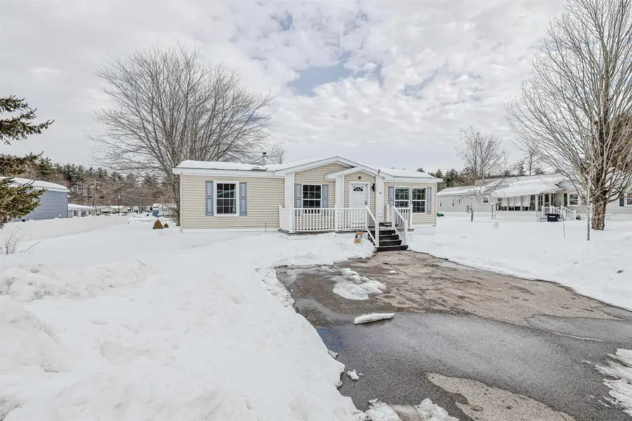 26 Parkwood Drive, Allenstown, NH 03275 - #3