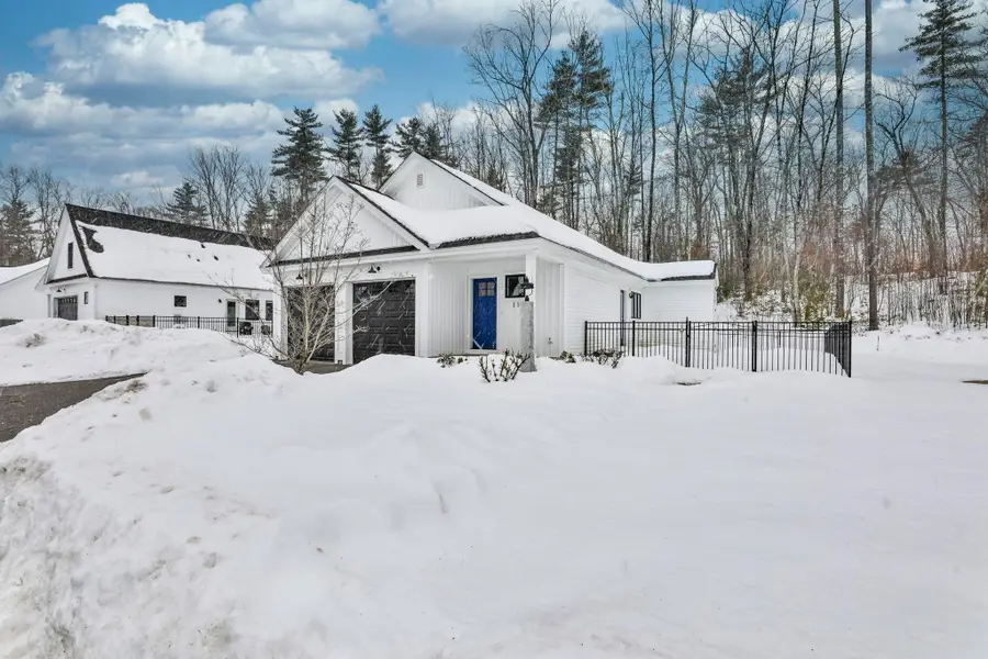 11 Pendleton Farms Lane, Amherst, NH 03031 - #2