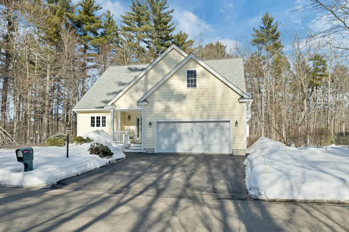11 Vineyard Drive, Stratham, NH 03885 - #1