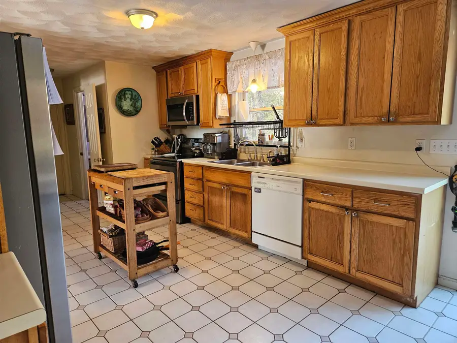 7 Chapman Way, Exeter, NH 03833 - #2