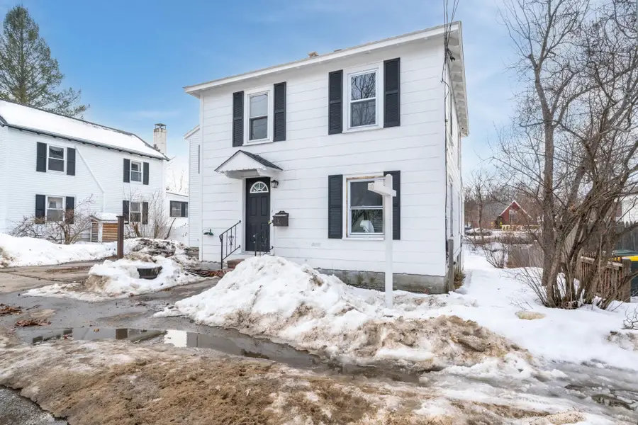 48 Jackson Street, Laconia, NH 03246 - #3