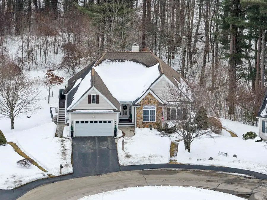 17 Canterbury Court, Salem, NH 03079 - #2