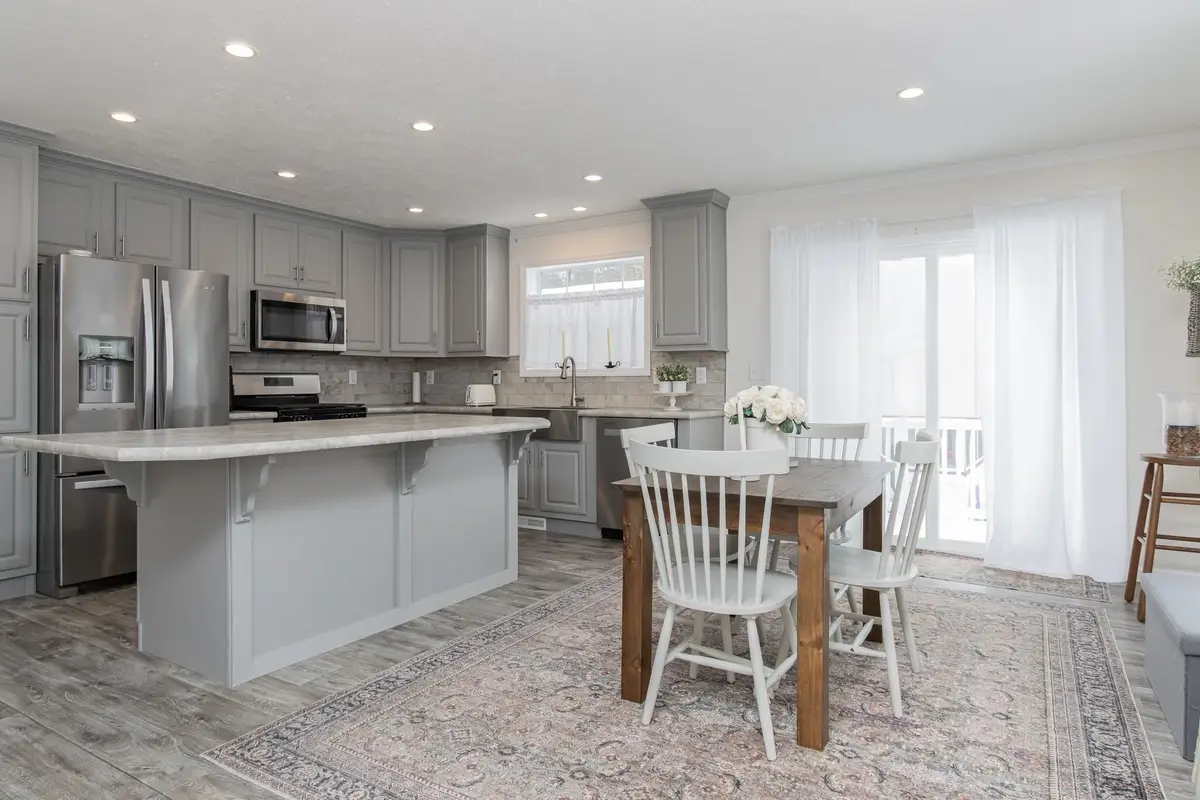 104 Robin Hood Drive, Exeter, NH 03833 - #1