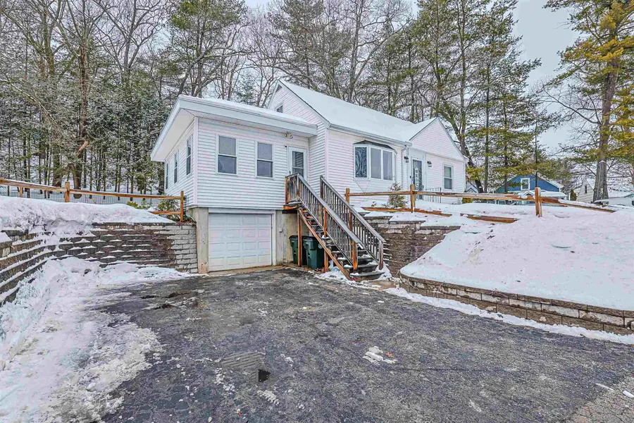 29 Salem Street, Manchester, NH 03102 - #2