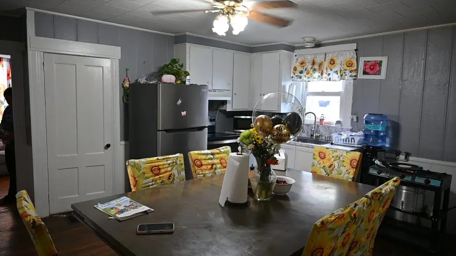 358 Auburn Street, Manchester, NH 03103 - #3