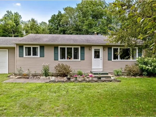 102 McGinn Drive, St. Albans Town, VT 05478