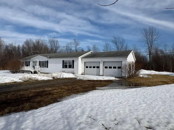 2760 Lakeview Drive, North Hero, VT 05474