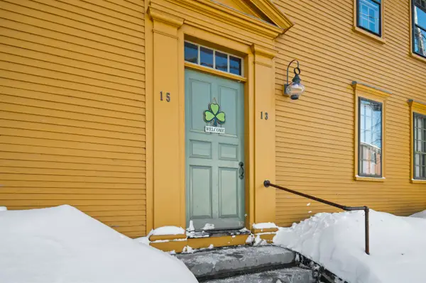 15 High Street #2, Exeter, NH 03833