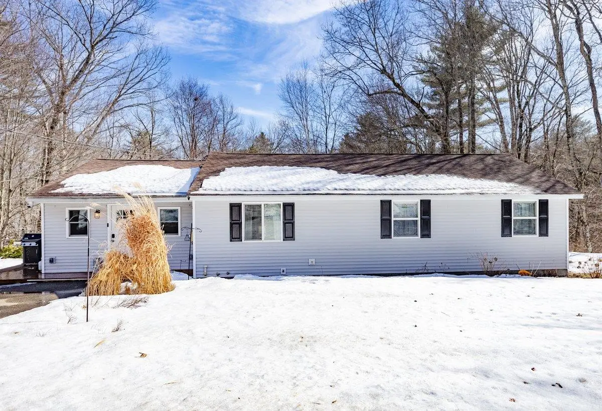 10 Richard Court, Raymond, NH 03077 - #1