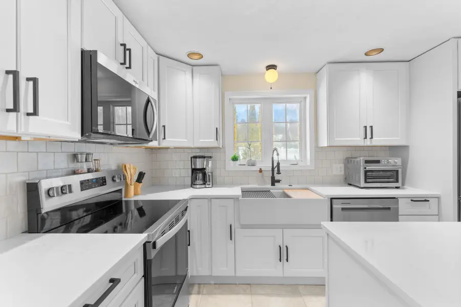 46 Dorothy Drive, Epping, NH 03042 - #3