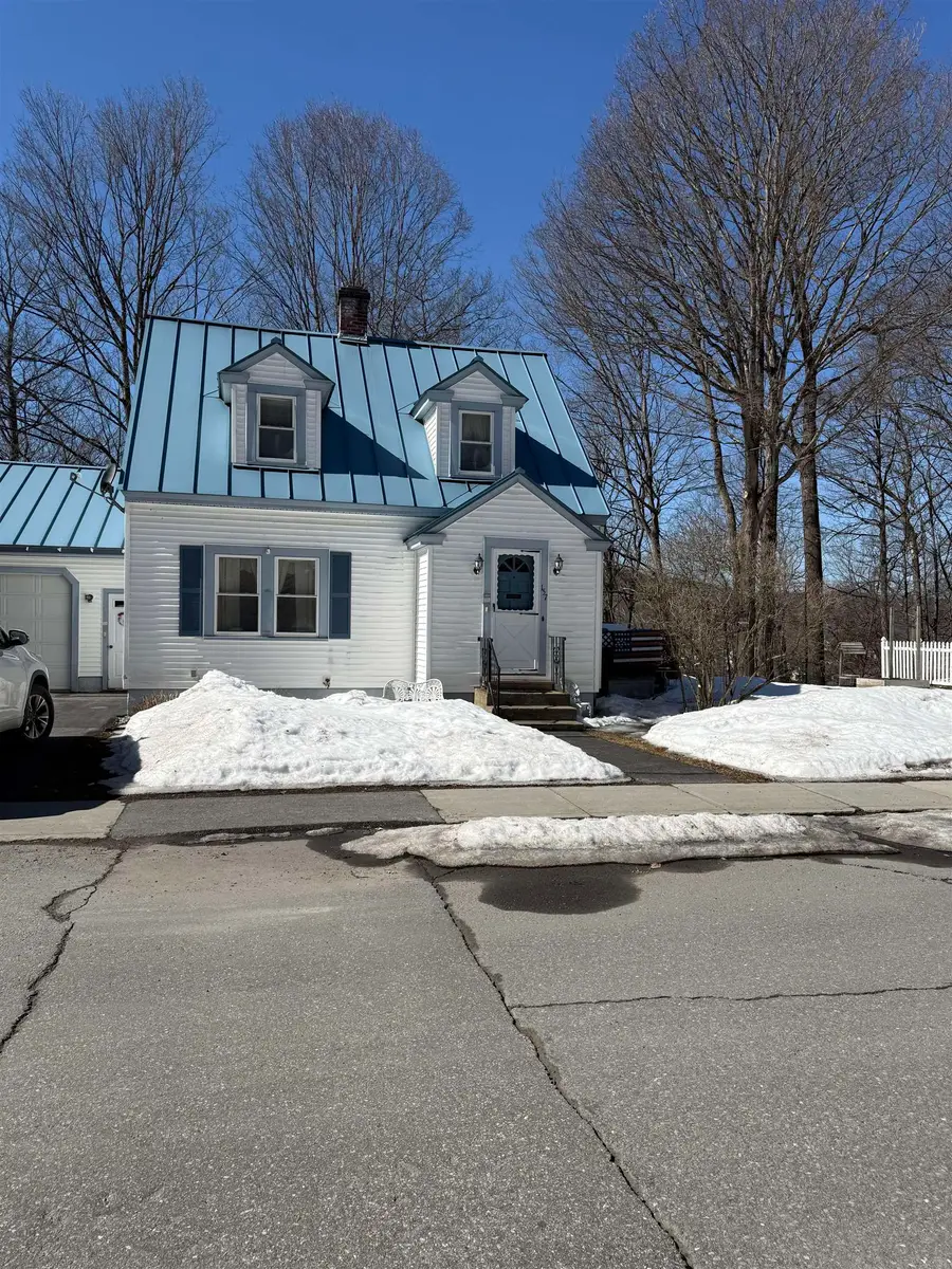 157 Commonwealth Avenue, Springfield, VT 05156 - #2