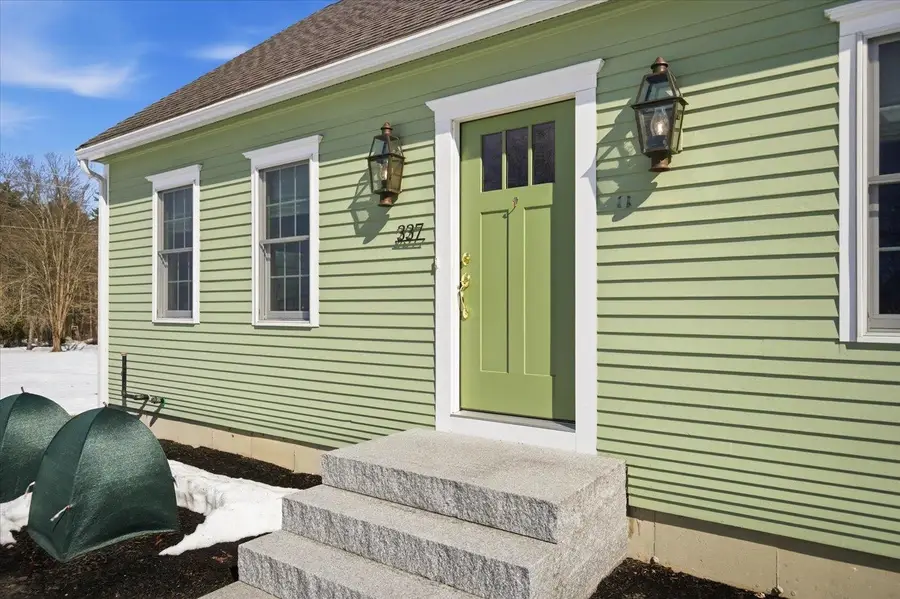 337 Exeter Road, Hampton Falls, NH 03844 - #3
