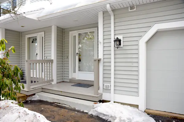 84 Branch Turnpike #101, Concord, NH 03301