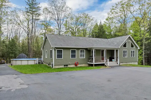 29 Reservoir Heights Road, Plymouth, NH 03264