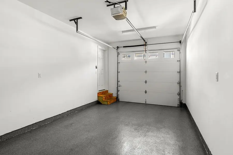 211 Woodview Way, Manchester, NH 03102 - #3