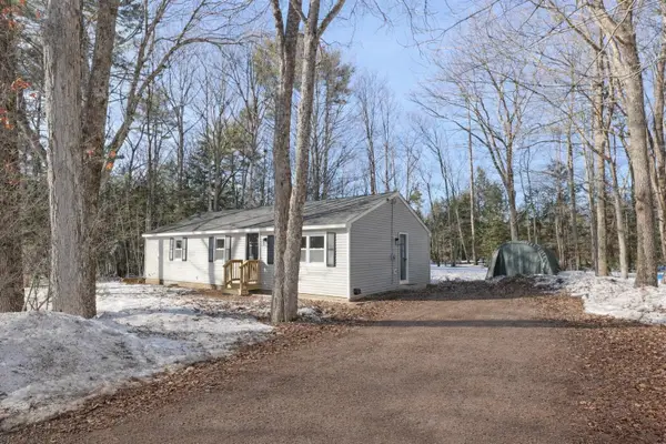 39 Hunter Drive, Epping, NH 03042