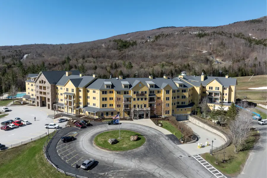 211/213 Qtr. I Jackson Gore Inn, Ludlow, VT 05149 - #2