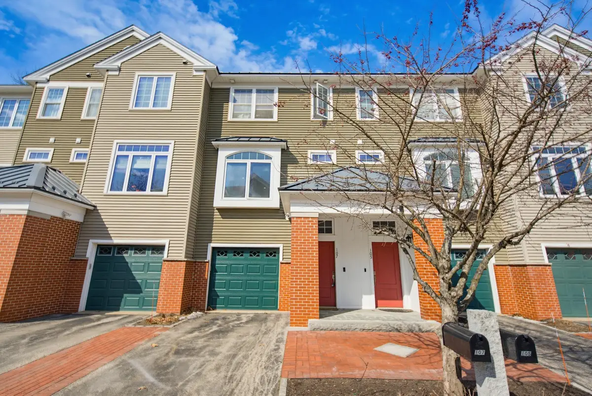 107 Riverwalk Way, Manchester, NH 03101 - #1
