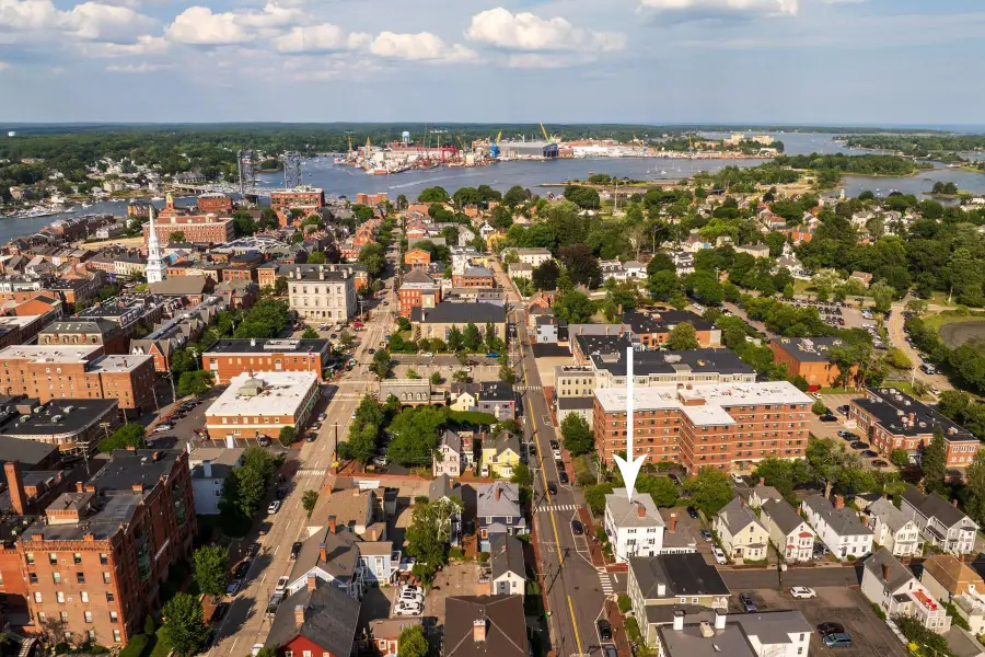 110 Court Street #4, Portsmouth, NH 03801 - #2