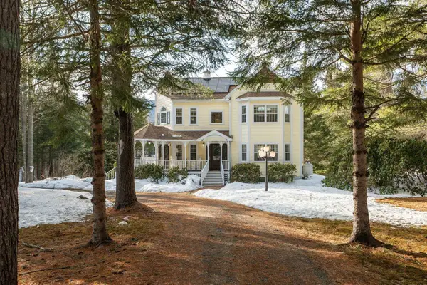 34 Meadowbrook Road, Grantham, NH 03753