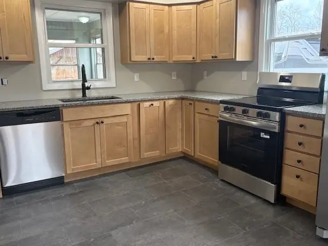 8 Belmont Ave Extension, Rutland, VT 05701 - #2