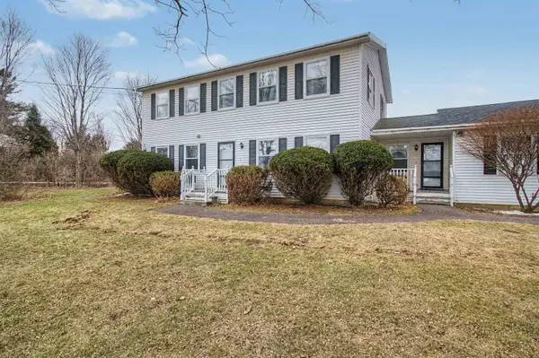 220 South Street, South Hero, VT 05486