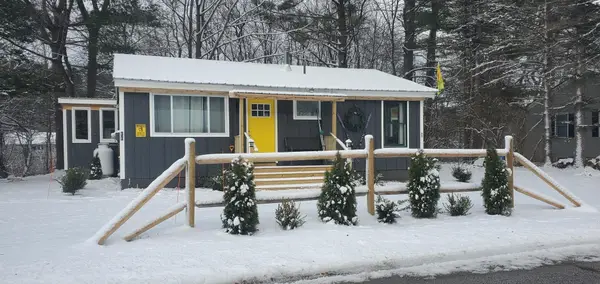 33 Pleasant Street Extension, Ludlow, VT 05149