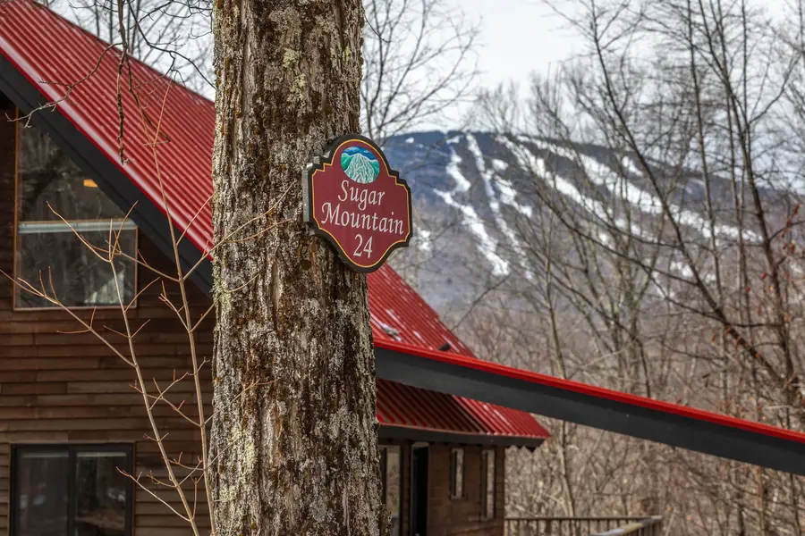 24 Sugarbush Drive, Winhall, VT 05340 - #2