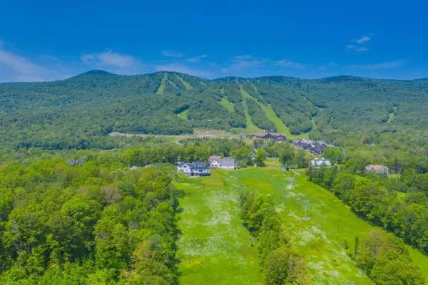 22 Stags Leap Lane, Wilmington, VT 05363