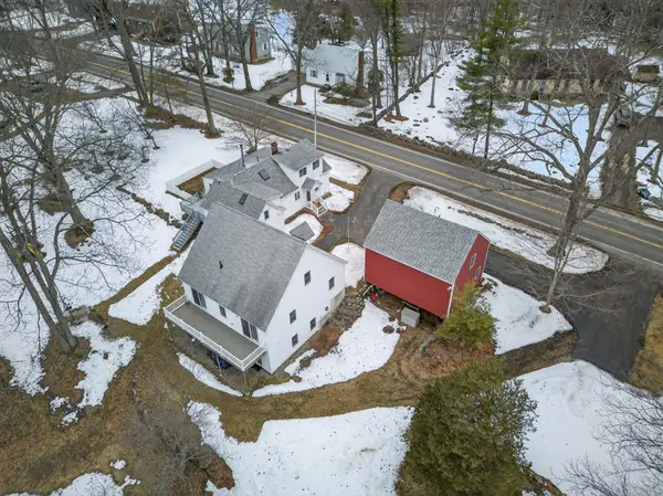 60 Walnut Avenue, North Hampton, NH 03862