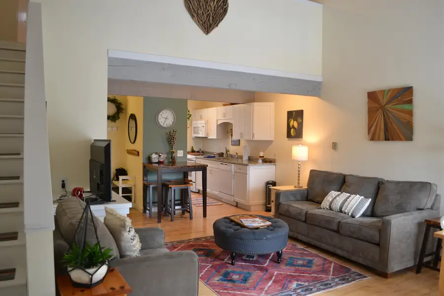 105 Williams Lane #C, Hartford, VT 05059 - #2