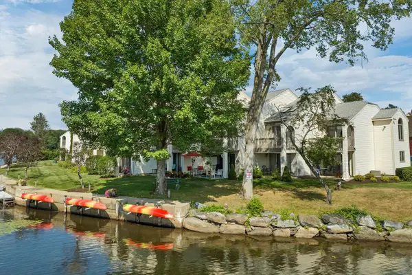 68 Railroad Avenue #3, Wolfeboro, NH 03894-0771