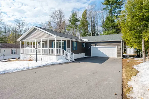 46 Blair Drive, Rochester, NH 03868