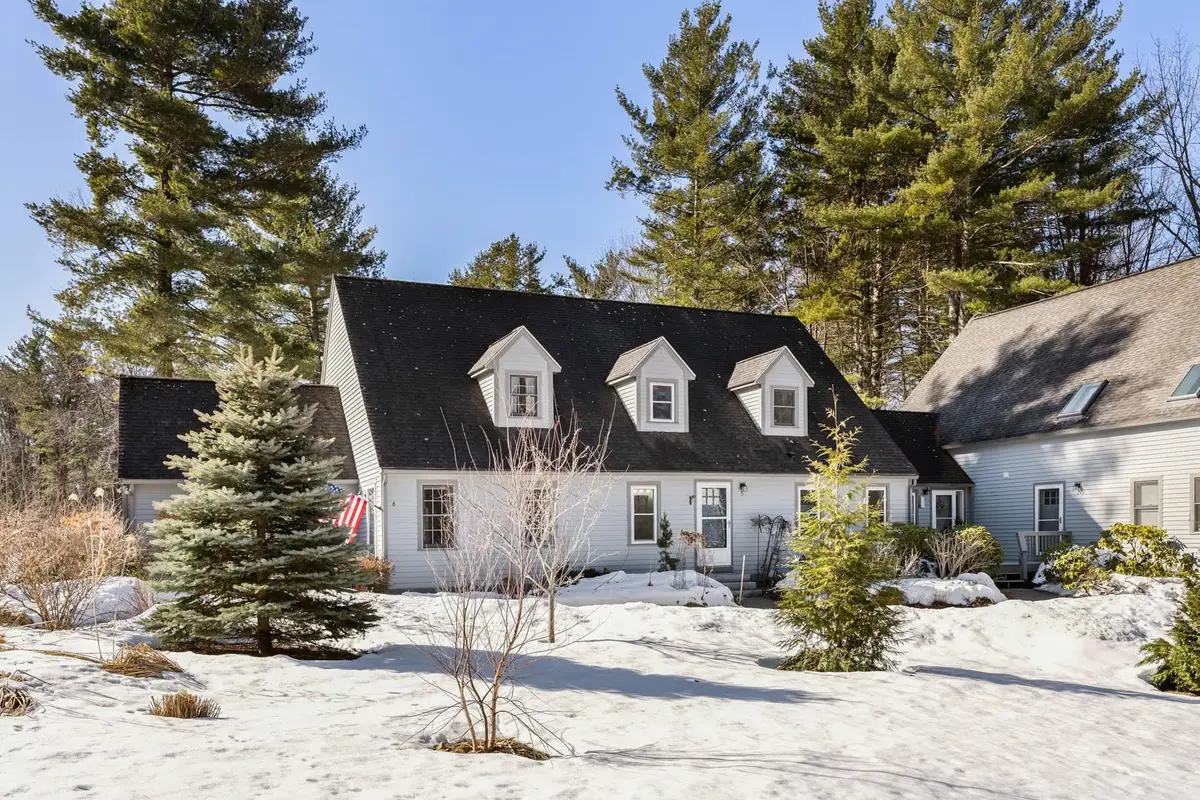 5 Glengarry Drive, Stratham, NH 03885 - #1