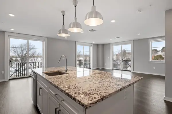 51 Elm Street #202, Laconia, NH 03246