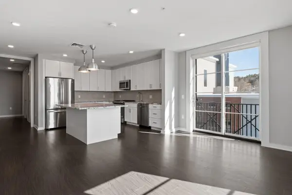 51 Elm Street #206, Laconia, NH 03246