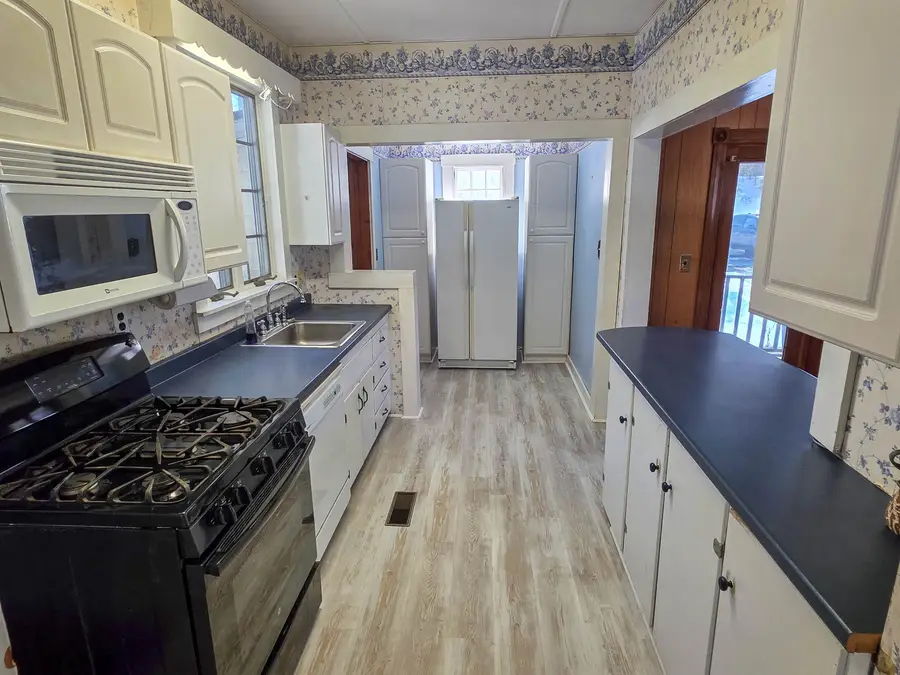 3 Cherry Street, Windsor, VT 05089 - #3