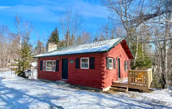 274 VT Route 100, Dover, VT 05356