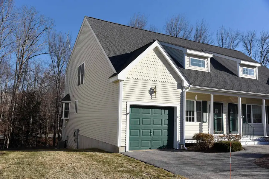 11 Royal Lane, Raymond, NH 03077 - #2